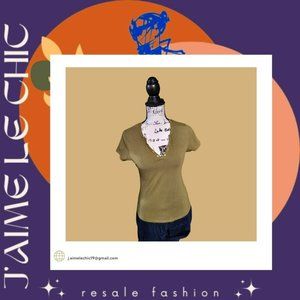 Guess Army Green Short Sleeve Shirt with Gold Accents Buttons